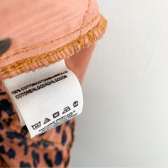 We The Free Animal Print Front Zip Mini Skirt Sz 27 - Picture 5 of 6